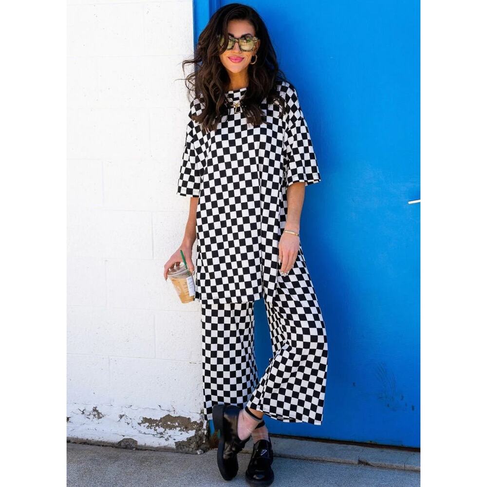 Dressed in LALA Lex black white checkered side leg pants